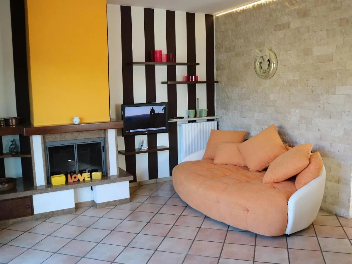 Holiday home Tranquility In The Center Of Lazise, Neraby The Lake