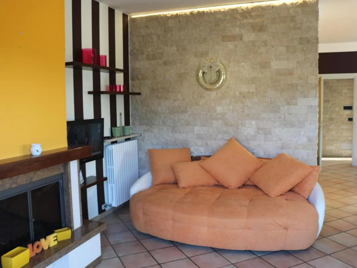 Holiday home Tranquility In The Center Of Lazise, Neraby The Lake Italy